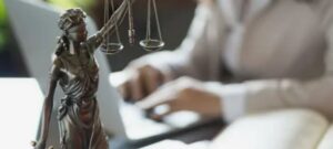 Правовая поддержка: профессиональные юридические услуги в любой ситуации