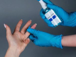 Анализ спроса на антисептики для рук в клиниках и аптеках