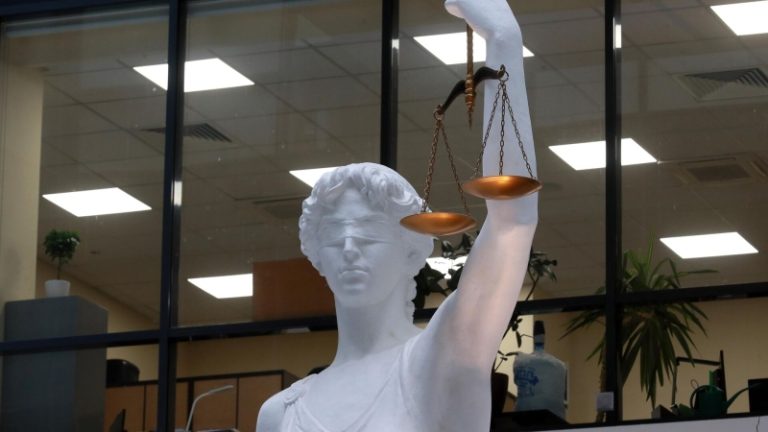 Суд назначил экспертизы по искам участников группы «Руки Вверх!»